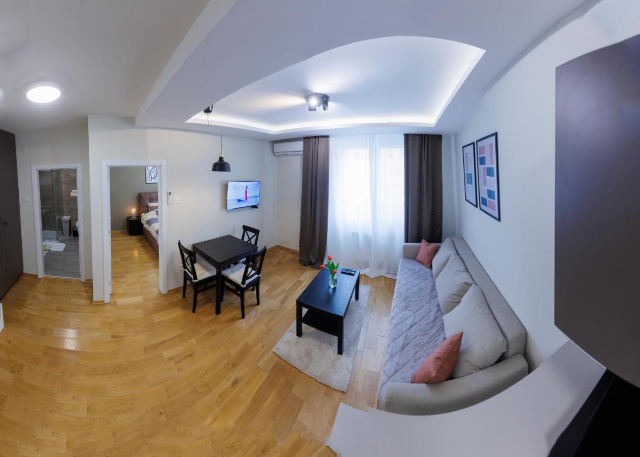 Black & White Apartment Subotica Eksteriør bilde